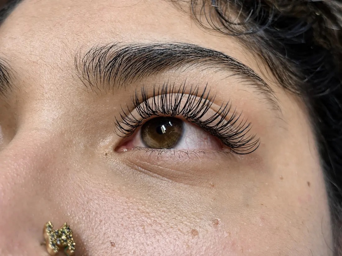 Brow and lash mapped together